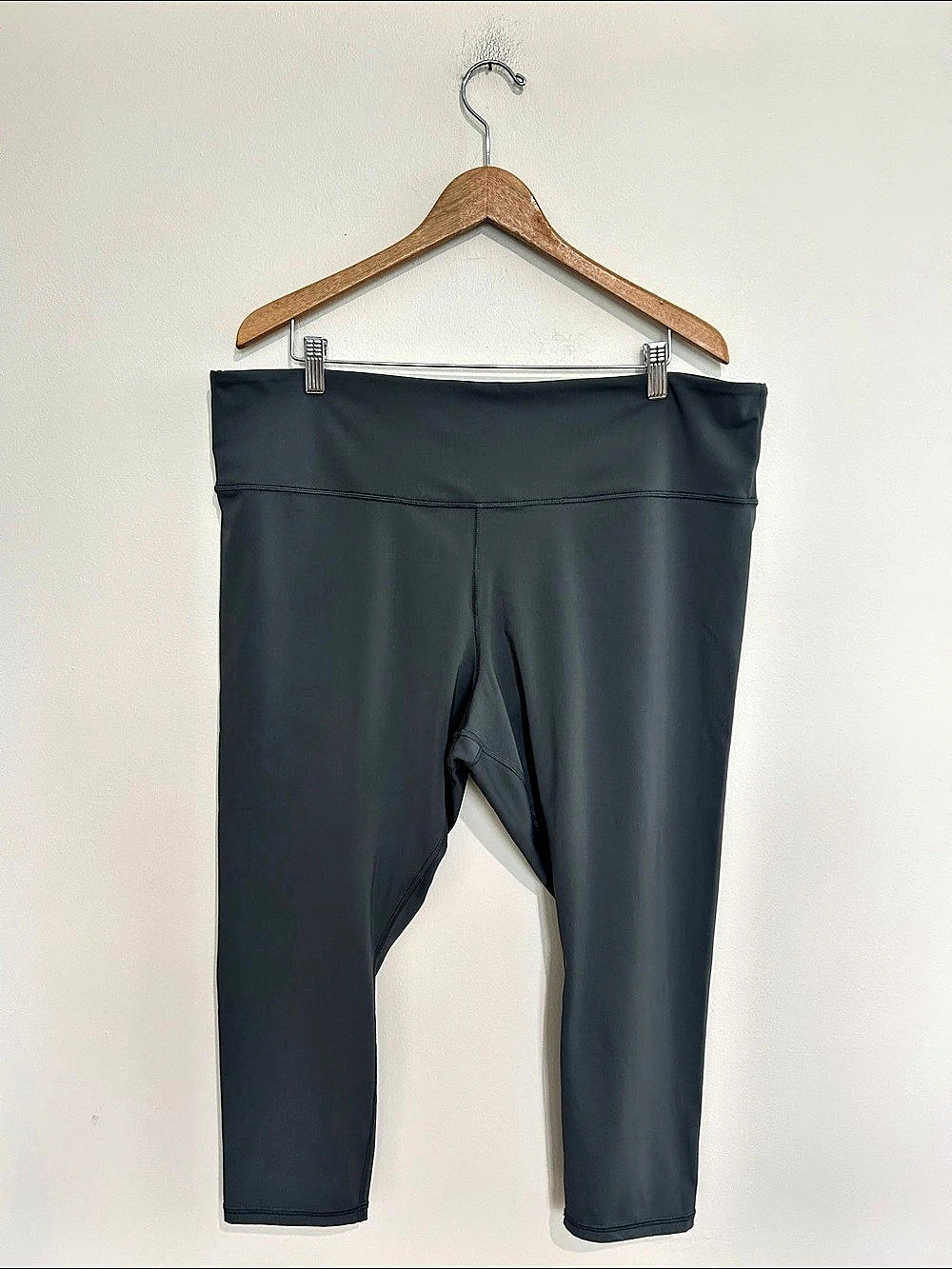 Athleta Elation Train 7/8 Tight Leggings in Gray 3X EUC